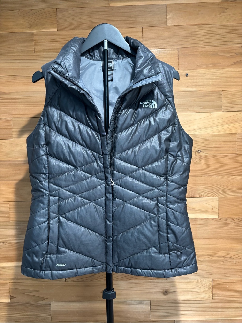 The North Face Women’s Quilted Insulated Vest - Charcoal